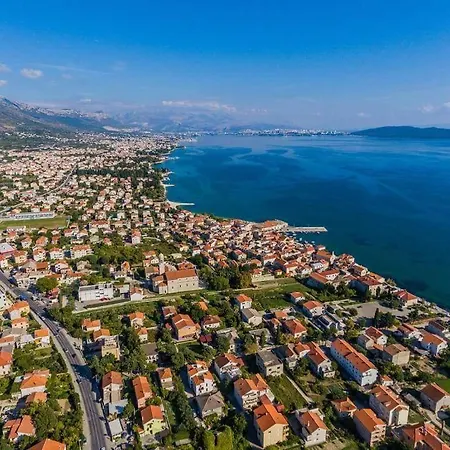 Apartment Lilybelle Kastela